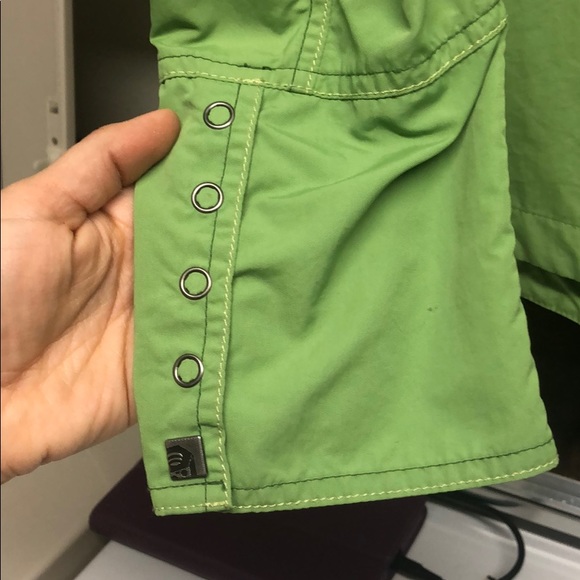 Mountain Hardware Rain Coat sz6 - Picture 6 of 8